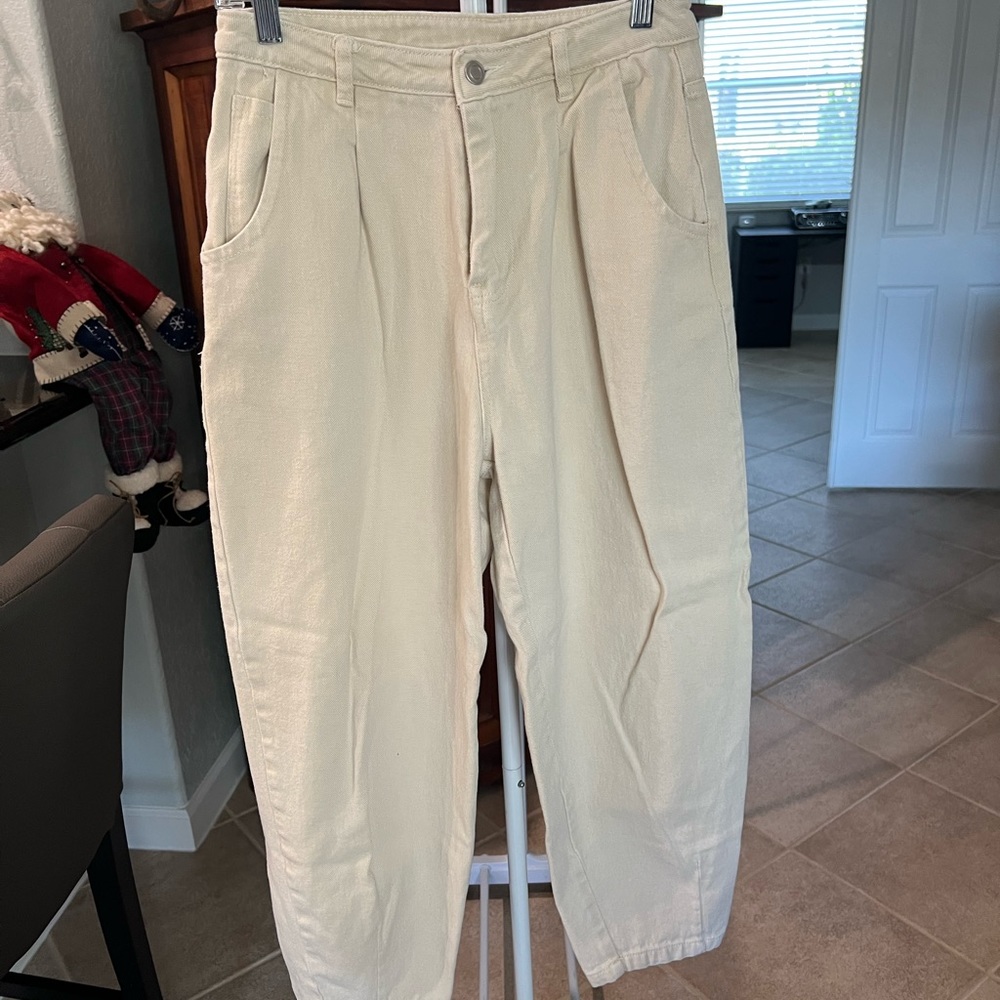 Cropped baggy pants